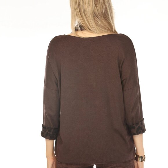 Chocolate Color Top With Leopard Print Scarf - Picture 2 of 16
